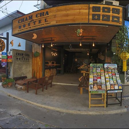 Cham Cha Hostel チエンマイ エクステリア 写真